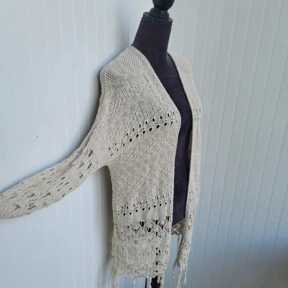 Hollister Women's Beige Knit Open Front Long Sleeve Fringe Cardigan Size Medium - Picture 9 of 9